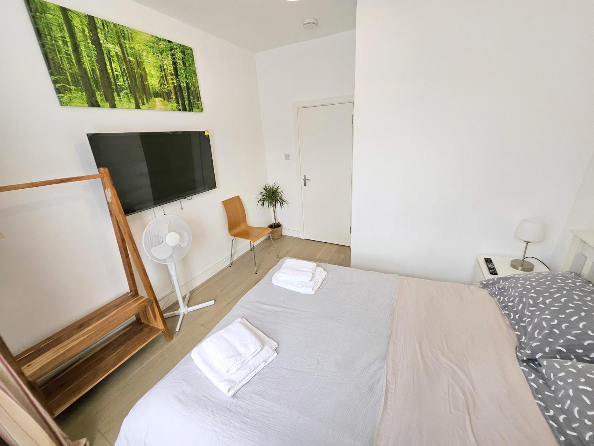 Two Bedroom Flat With Private Patio In Battersea London Luaran gambar